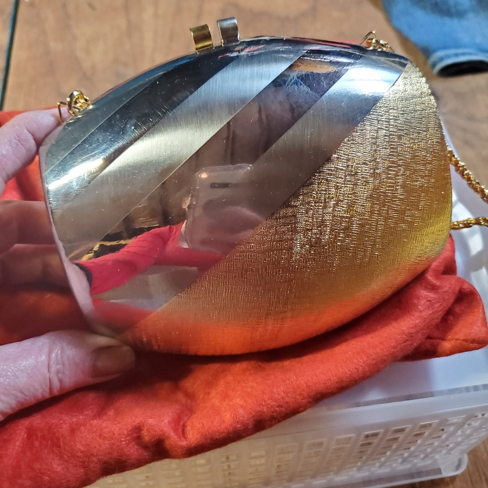 Vintage purse